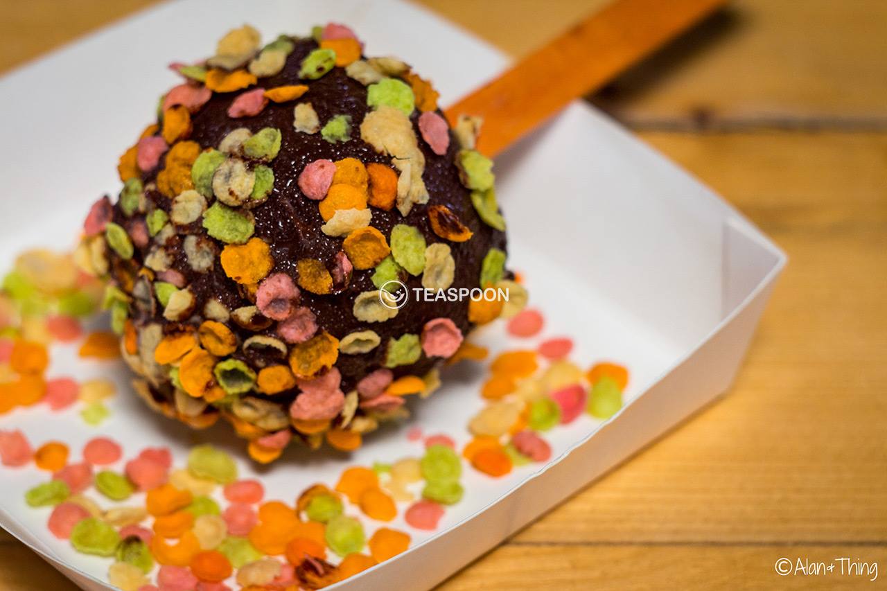 【Kuching Festival NEW Treats!】MEGABALL Gelato & Gelollipop? O(≧∇≦)O